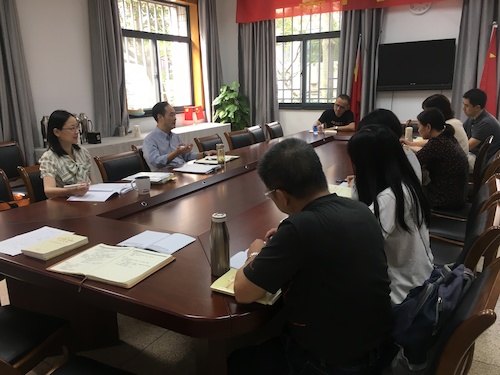 10月11日，美术学院开展党支部书记工作交流会