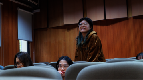 同学们积极提出问题