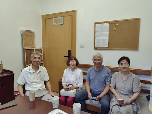 69届校友回校寻根策划校友活动