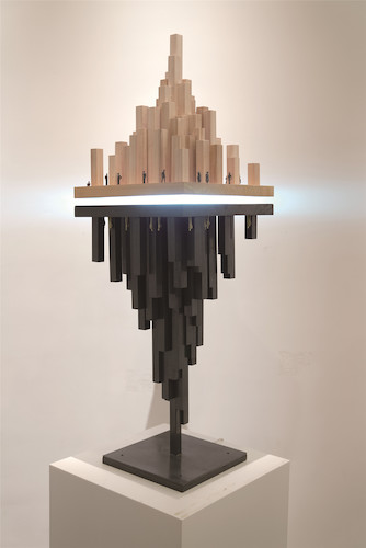 唐桂龙  融·界  雕塑  122×40×40cm  2018年